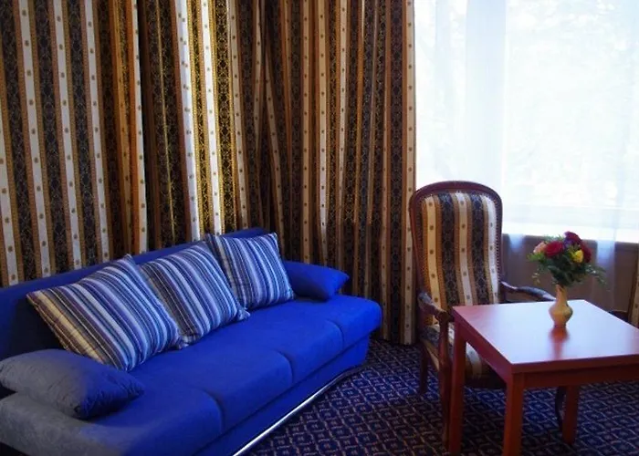 Am Kurfuerstendamm 3* Berlin