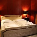 سيتي آم كورفورشتندم 3* برلين