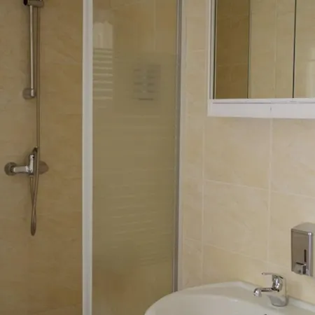 Am Kurfuerstendamm Szálloda 3*